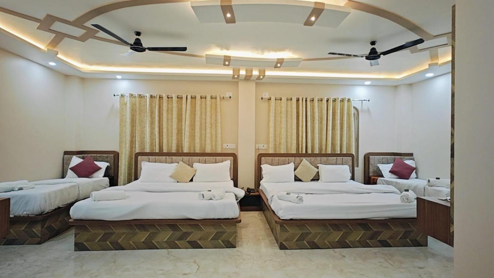 Hotel The Pushpraj Varanasi Dış mekan fotoğraf